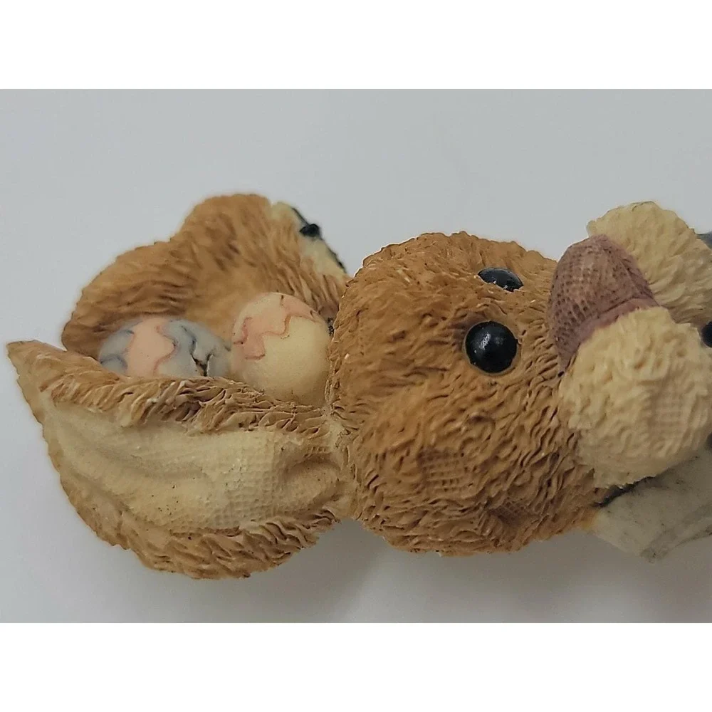 Boyds Bears Too-Loose Folkware Bunny‎ Rabbit w/ Easter Eggs Lapel Pin Brooch